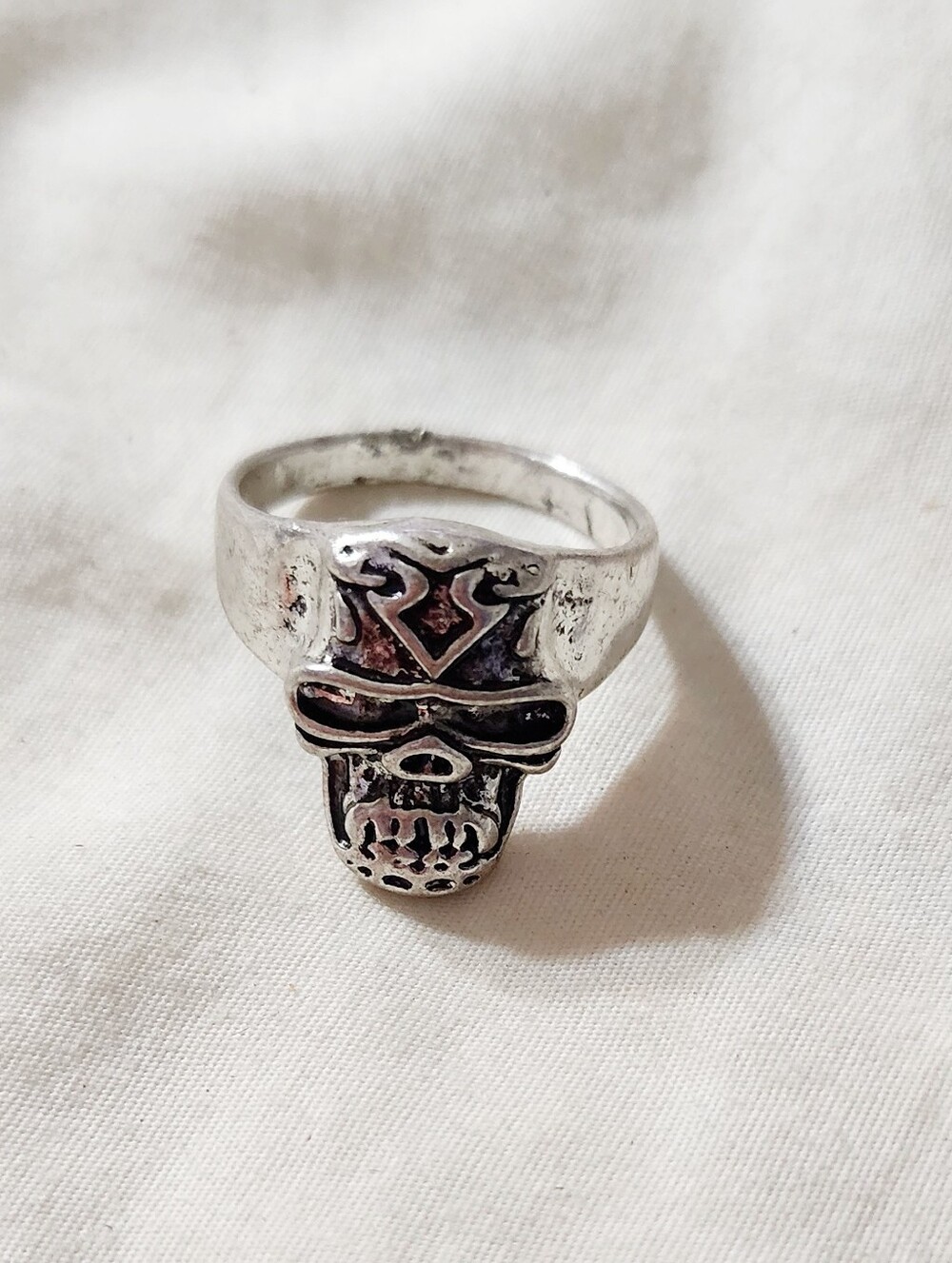 Silver Plated Skull Signet Ring - Men's Accessory